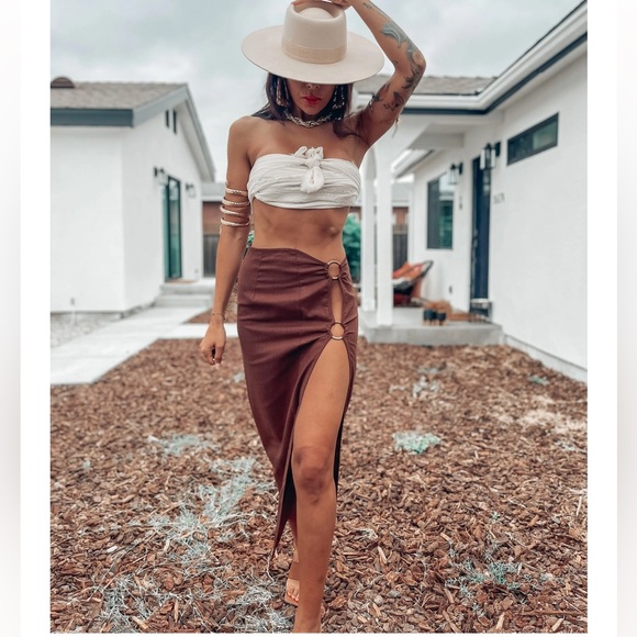 Brown Ring Skirt - Picture 6 of 14